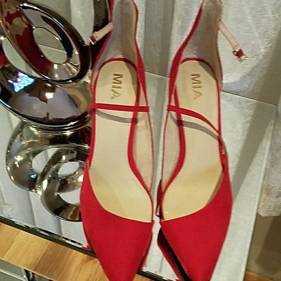 Mia Red suede - Picture 2 of 6